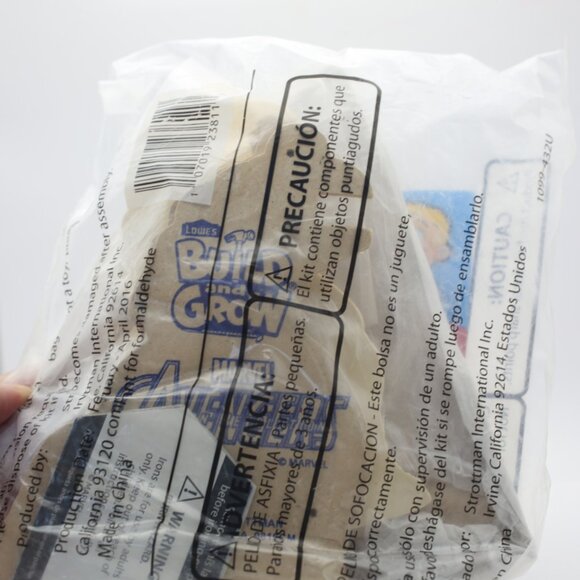 NWT Build and Grow Marvel Avengers Captain American and Iron Man | Unopened - Picture 5 of 7